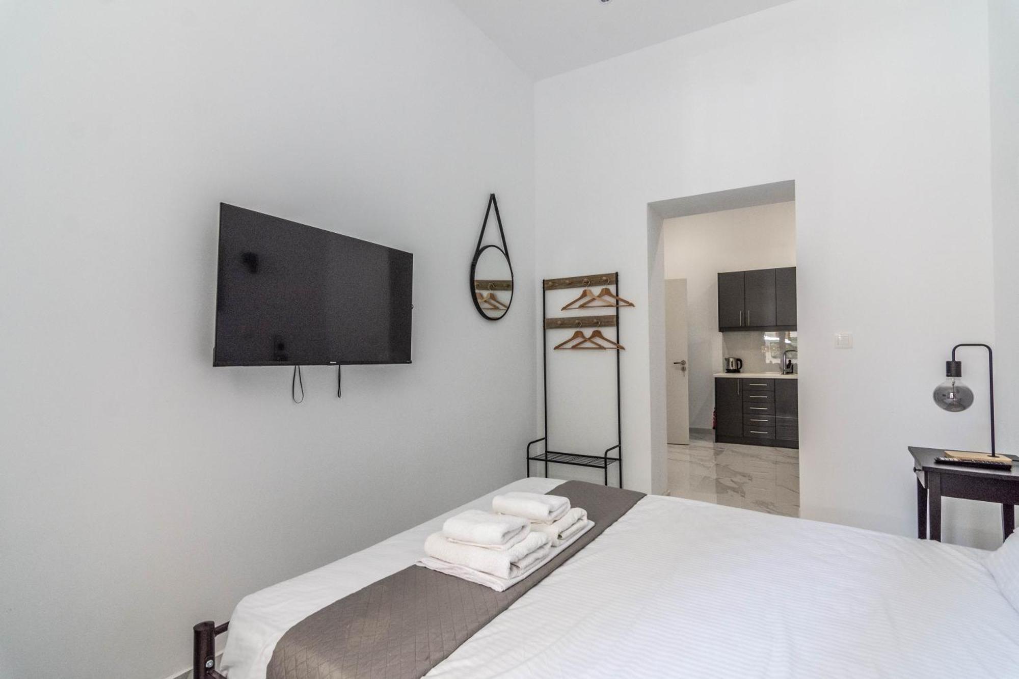 Aris Urban Pagrati Athens